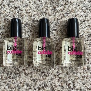 Brand New Sally Hansen Big Cuticle Oil